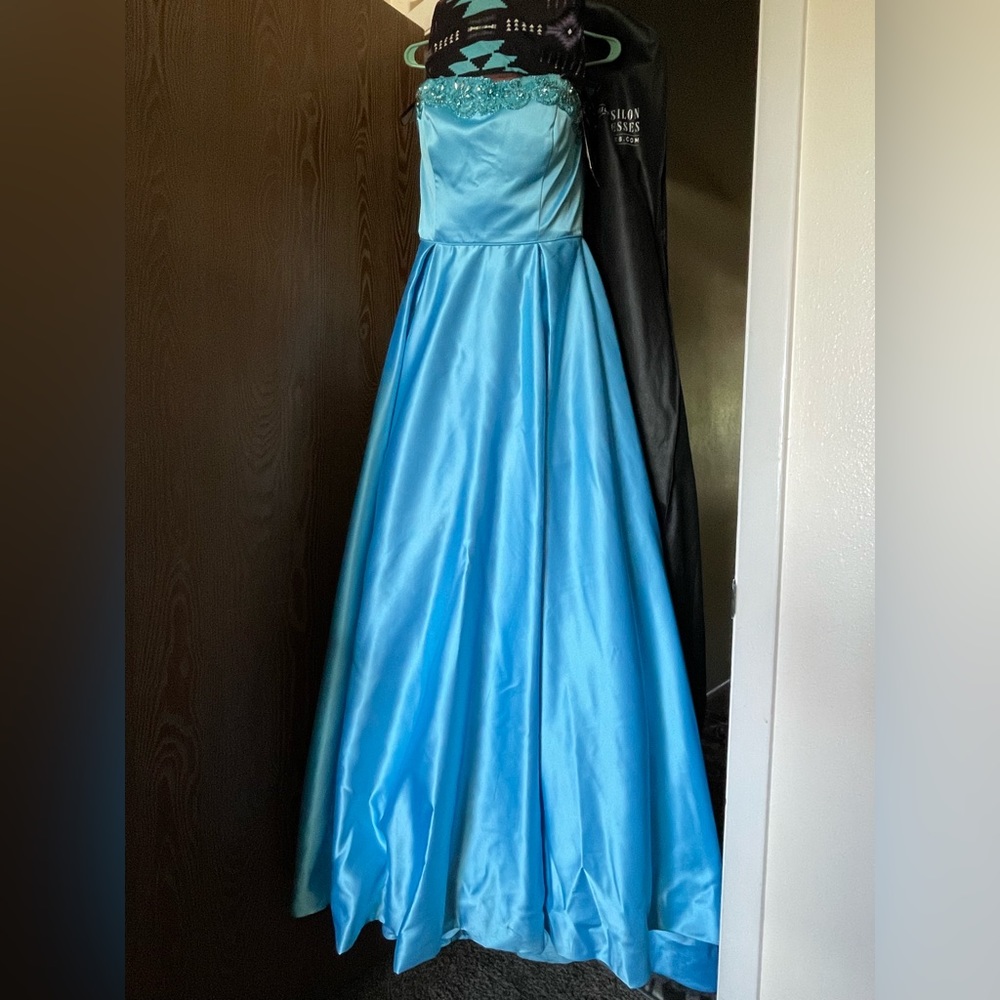 sherri hill prom dress
